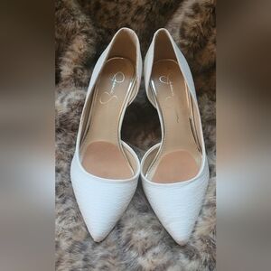 Jessica Simpson reptile-textured white stiletto pumps USA 9